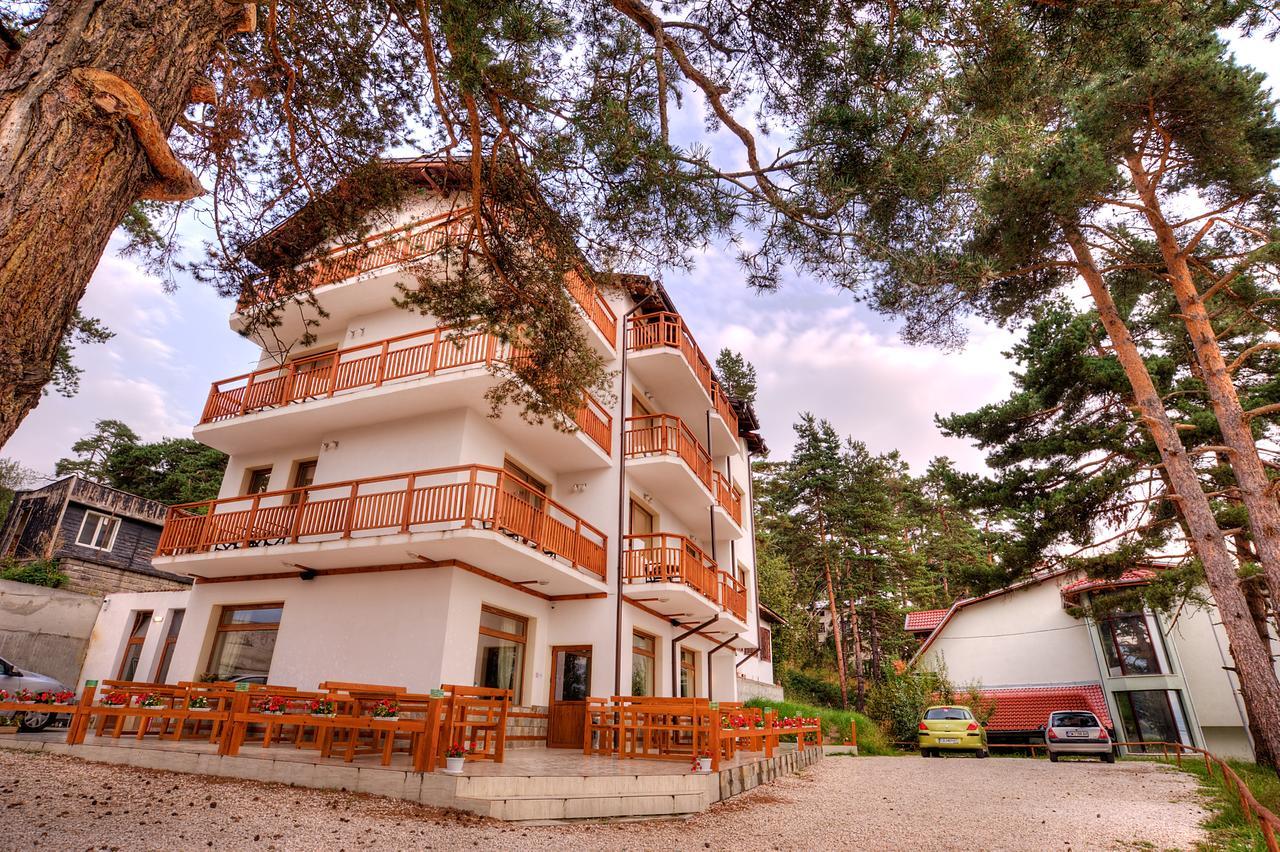 Villa Santa Maria Tsigov Chark Esterno foto